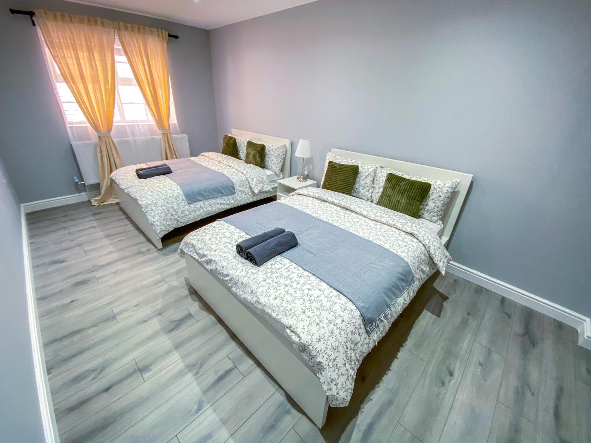 Modern 1-Bedroom Flat, 5 Guest, London - F2 外观 照片